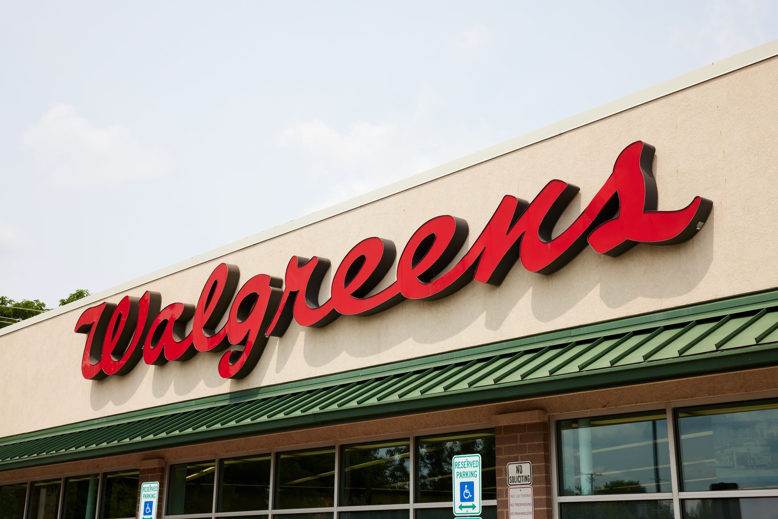 Exterior signage for Walgreens by Identiti.
