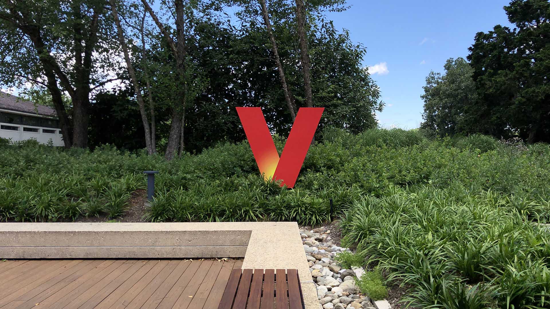 A custom exterior, illuminated sign for a Verizon corporate location, by Identiti.